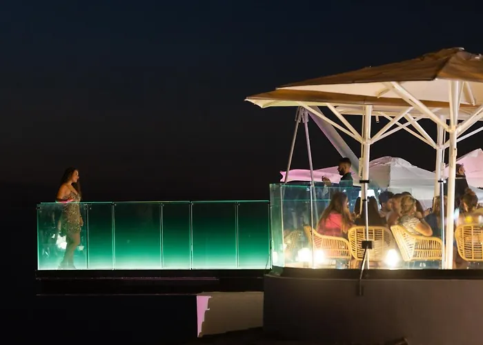 Home2book Design Asian Sabina, Heated Pool & View