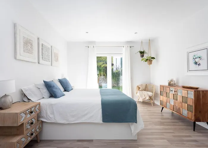 Home2book Design Asian Sabina, Heated Pool & View Саусаль